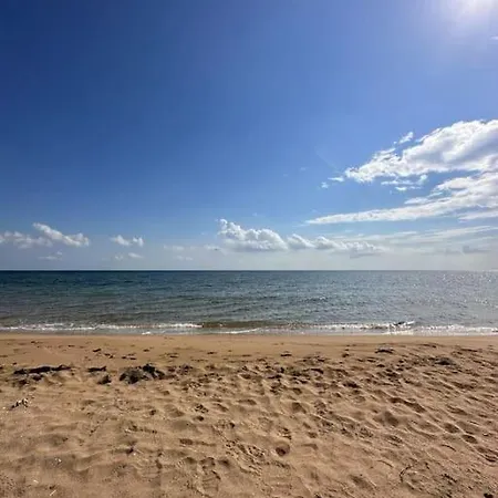Sea Breeze Апартаменты *